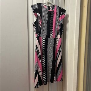 Black white pink ruffle trim lightweight dress Sz XL